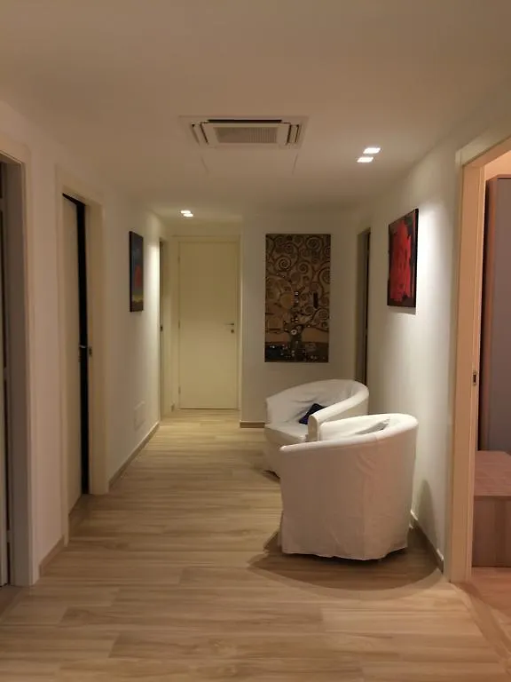 Guest house Enjoy Milano Hotel