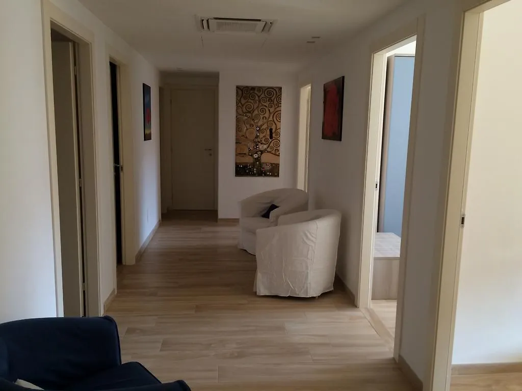 Guest house Enjoy Milano Hotel