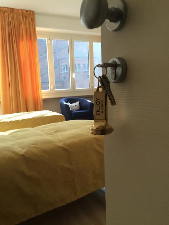 Guest house Enjoy Milano Hotel
